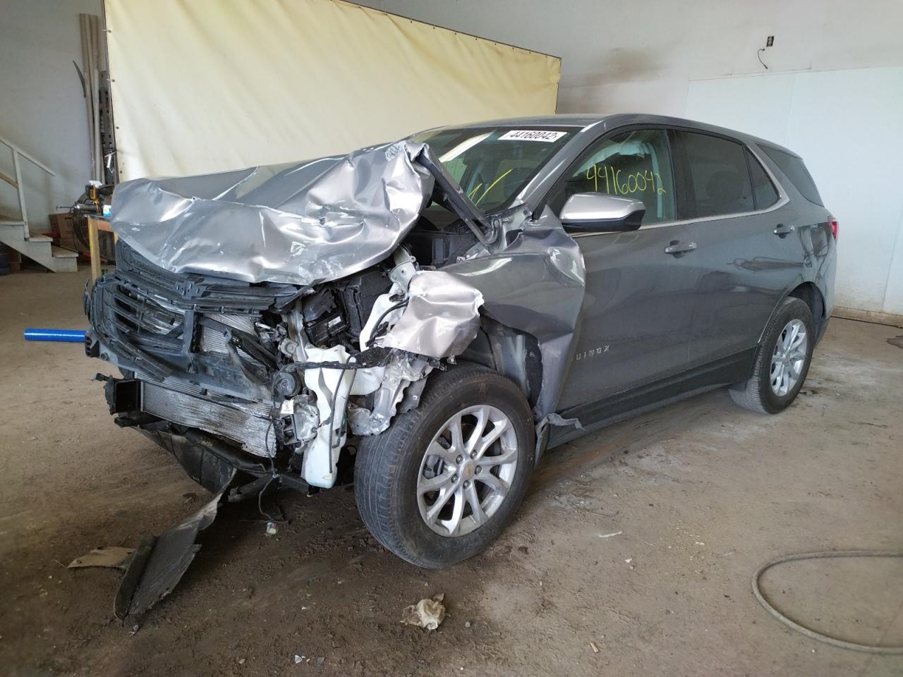 Photo 2 from auction – 2019 CHEVROLET EQUINOX LT with VIN 3GNAXKEV2KS569211