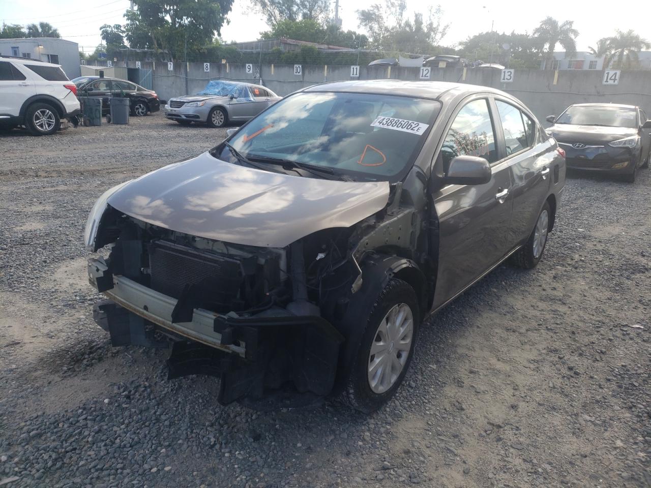Photo 2 from auction – 2013 NISSAN VERSA S with VIN 3N1CN7AP5DL860653
