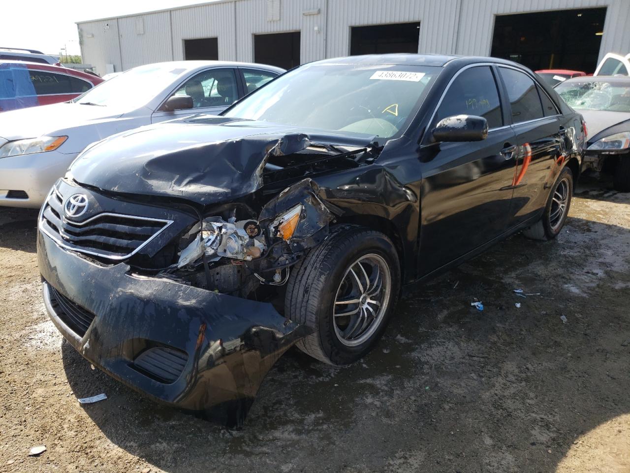 Photo 2 from auction – 2011 TOYOTA CAMRY BASE with VIN 4T1BF3EK3BU176647