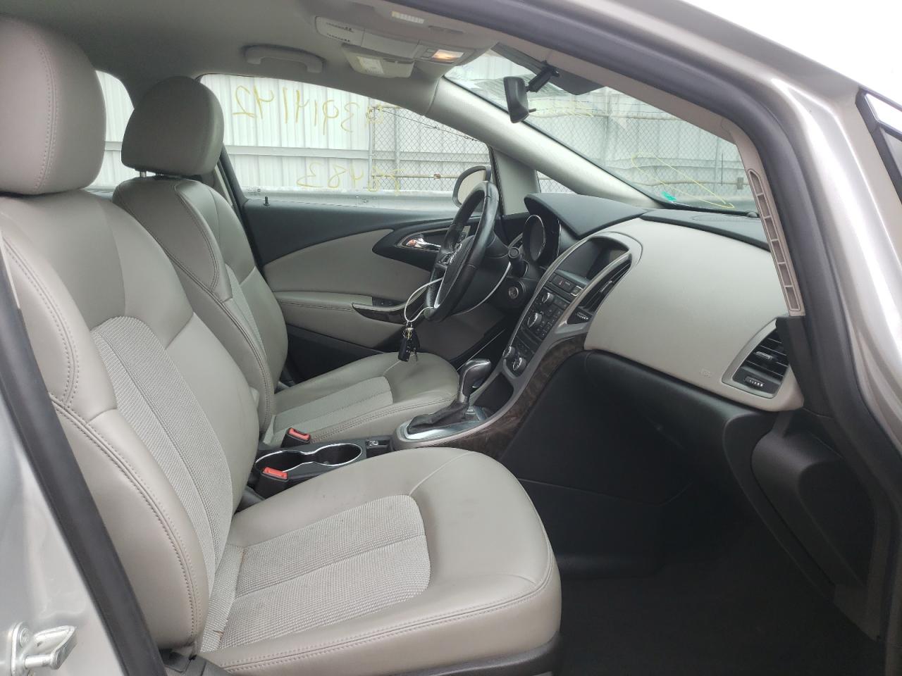 Photo 5 from auction – 2014 BUICK VERANO with VIN 1G4PP5SK9E4208105