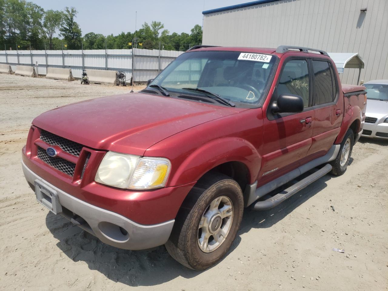 Photo 2 from auction – 2002 FORD EXPLORER S with VIN 1FMZU77E02UC24981