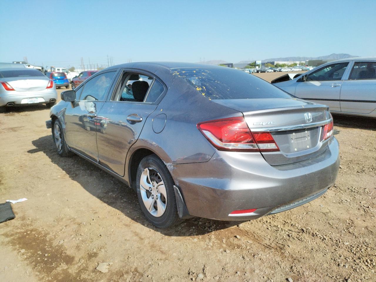 Photo 3 from auction – 2015 HONDA CIVIC LX with VIN 19XFB2F58FE096964