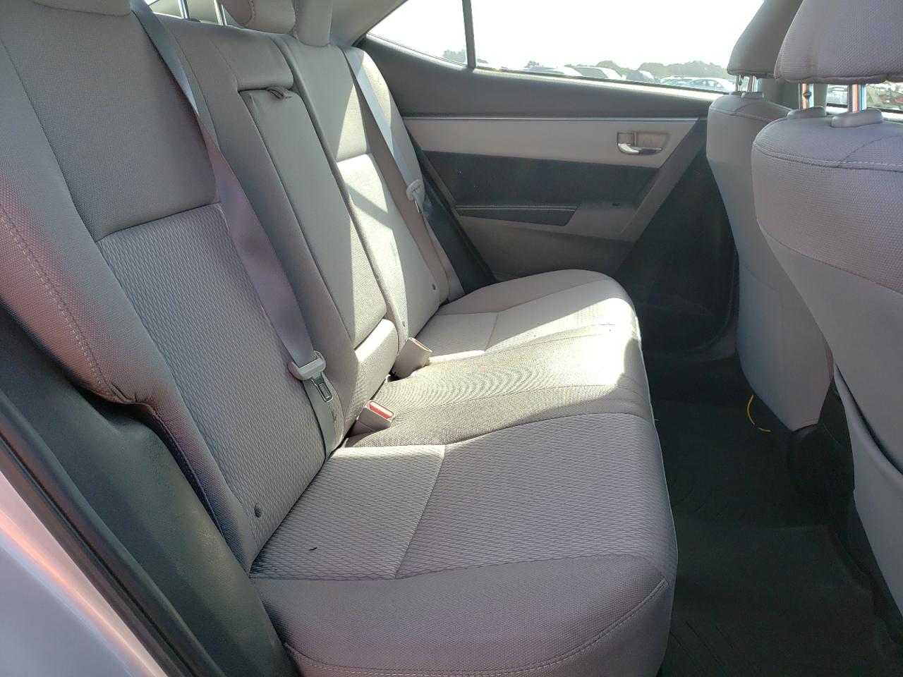 Photo 6 from auction – 2015 TOYOTA COROLLA L with VIN 5YFBURHE4FP356225