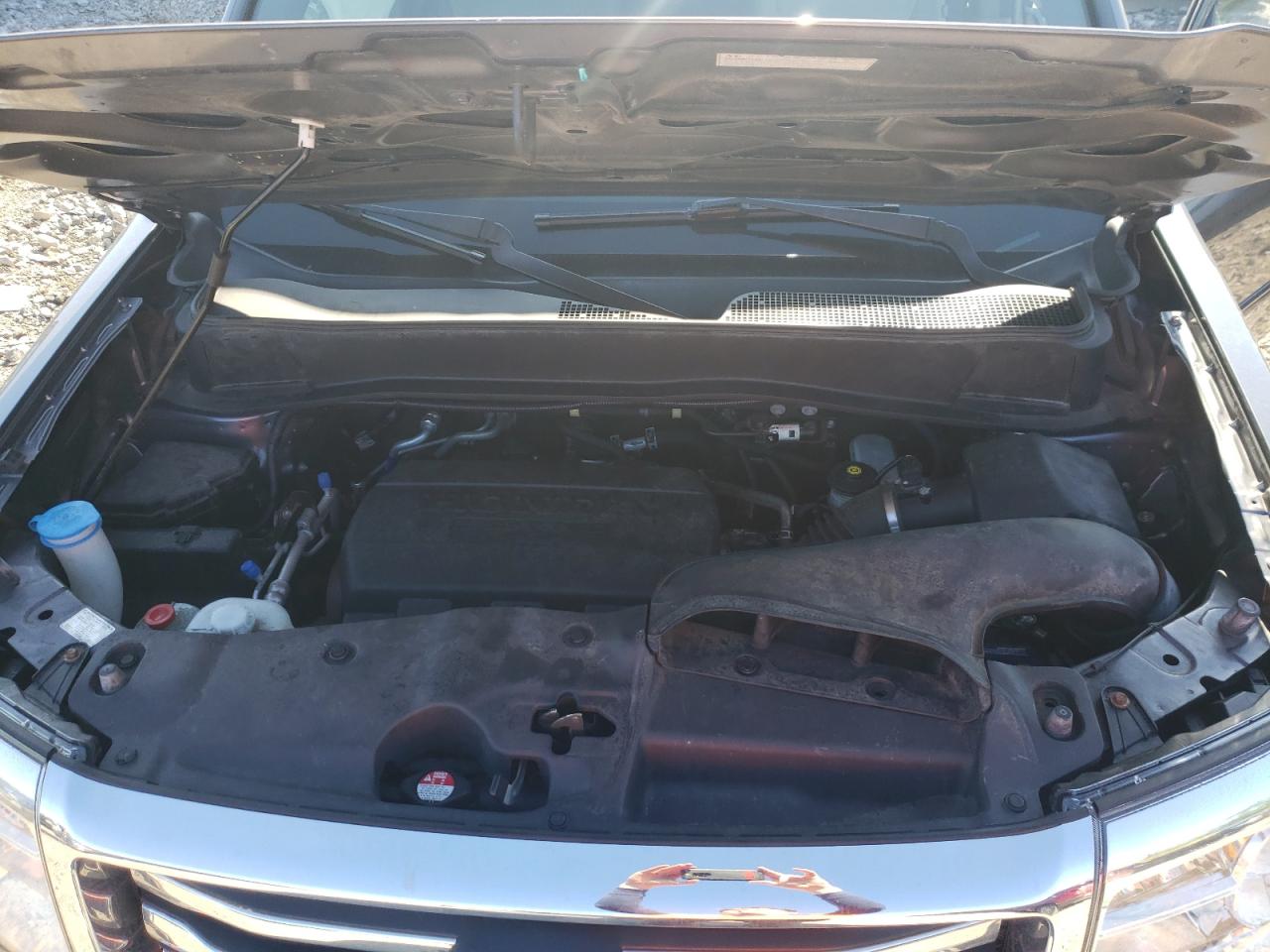 Photo 7 from auction – 2015 HONDA PILOT SE with VIN 5FNYF4H35FB050412