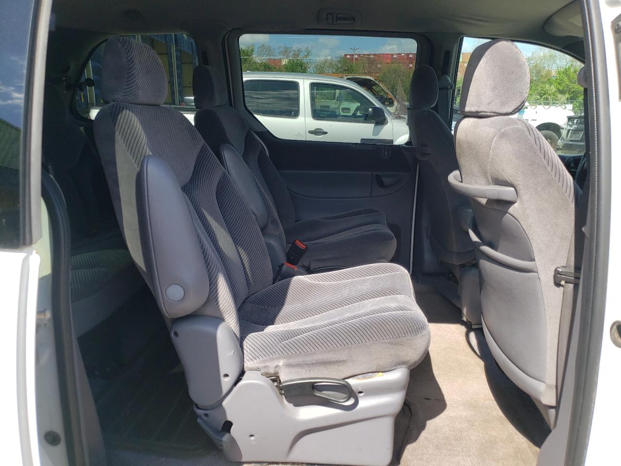 Photo 6 from auction – 1997 DODGE CARAVAN with VIN 1B4GP55L6VB420445