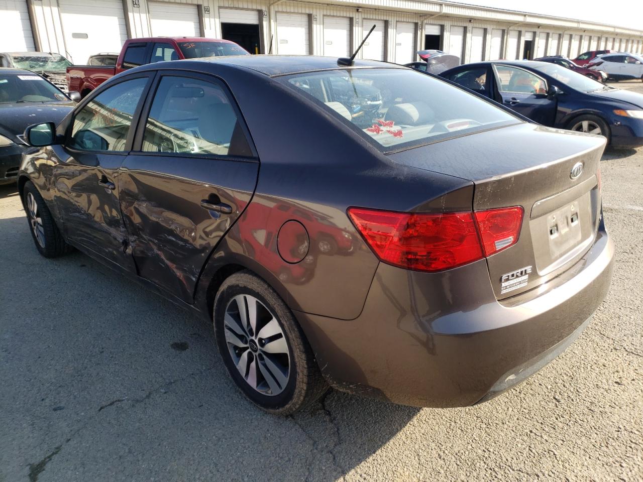 Photo 3 from auction – 2013 KIA FORTE EX with VIN KNAFU4A2XD5677990