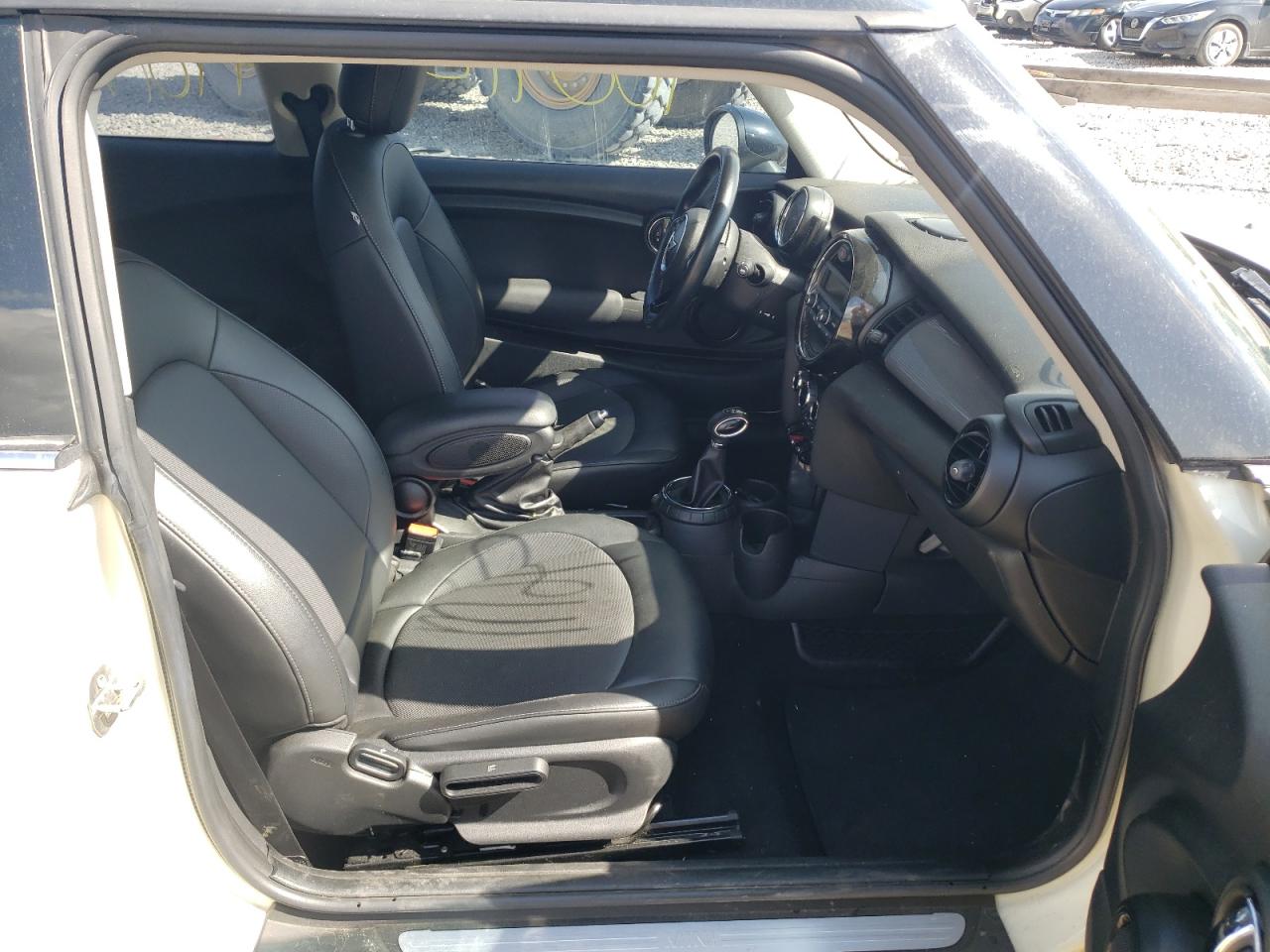 Photo 5 from auction – 2015 MINI COOPER with VIN WMWXM5C59FT941104