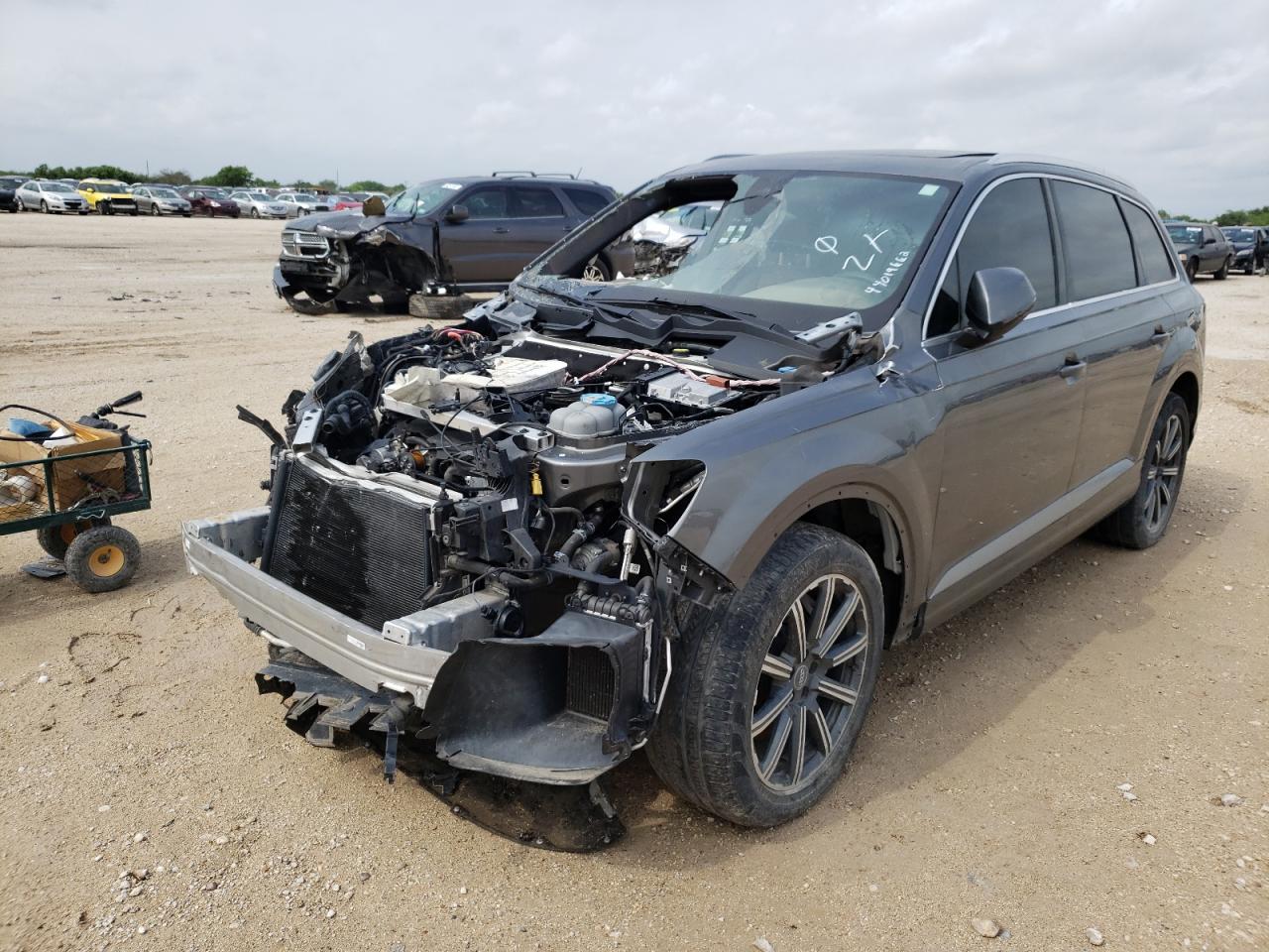 Foto 2 de la subasta – 2017 AUDI Q7 PREMIUM con VIN WA1AAAF70HD009548