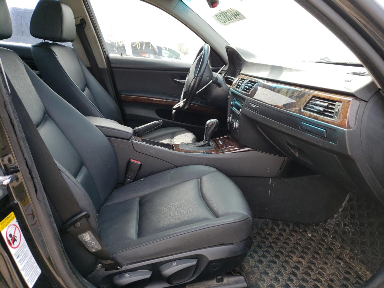 Photo 5 from auction – 2007 BMW 328 I with VIN WBAVA33547KX78390