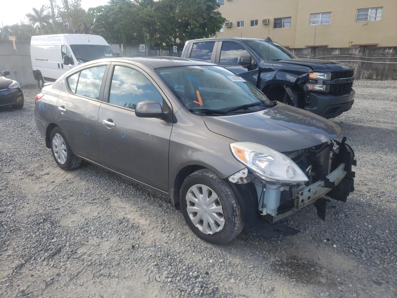 Photo 1 from auction – 2013 NISSAN VERSA S with VIN 3N1CN7AP5DL860653