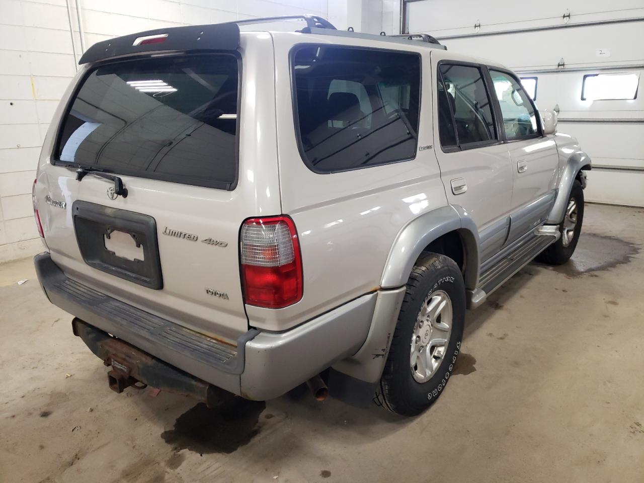 Photo 4 from auction – 2000 TOYOTA 4RUNNER LI with VIN JT3HN87R2Y9039854