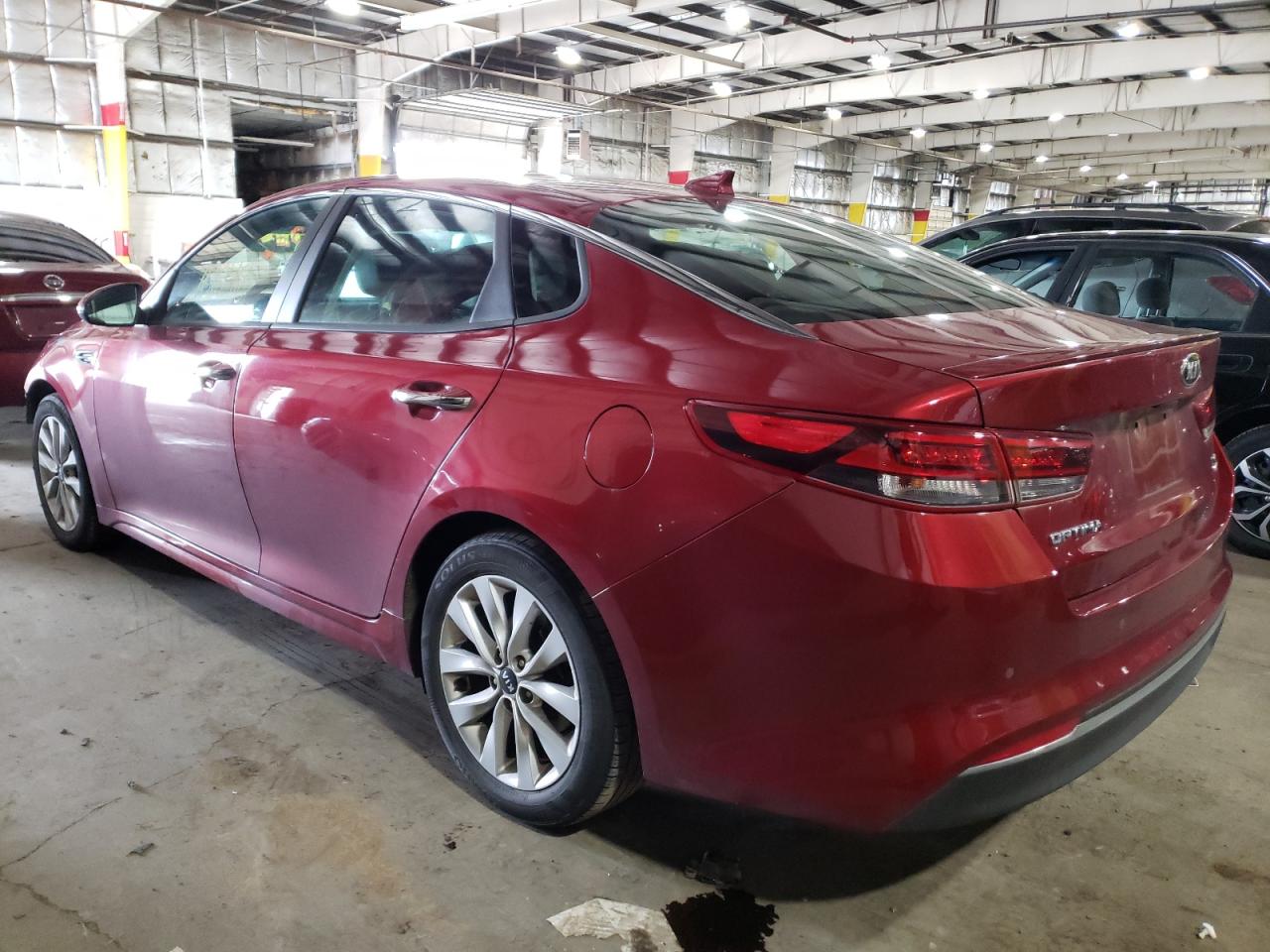 Photo 3 from auction – 2018 KIA OPTIMA LX with VIN 5XXGT4L35JG203341