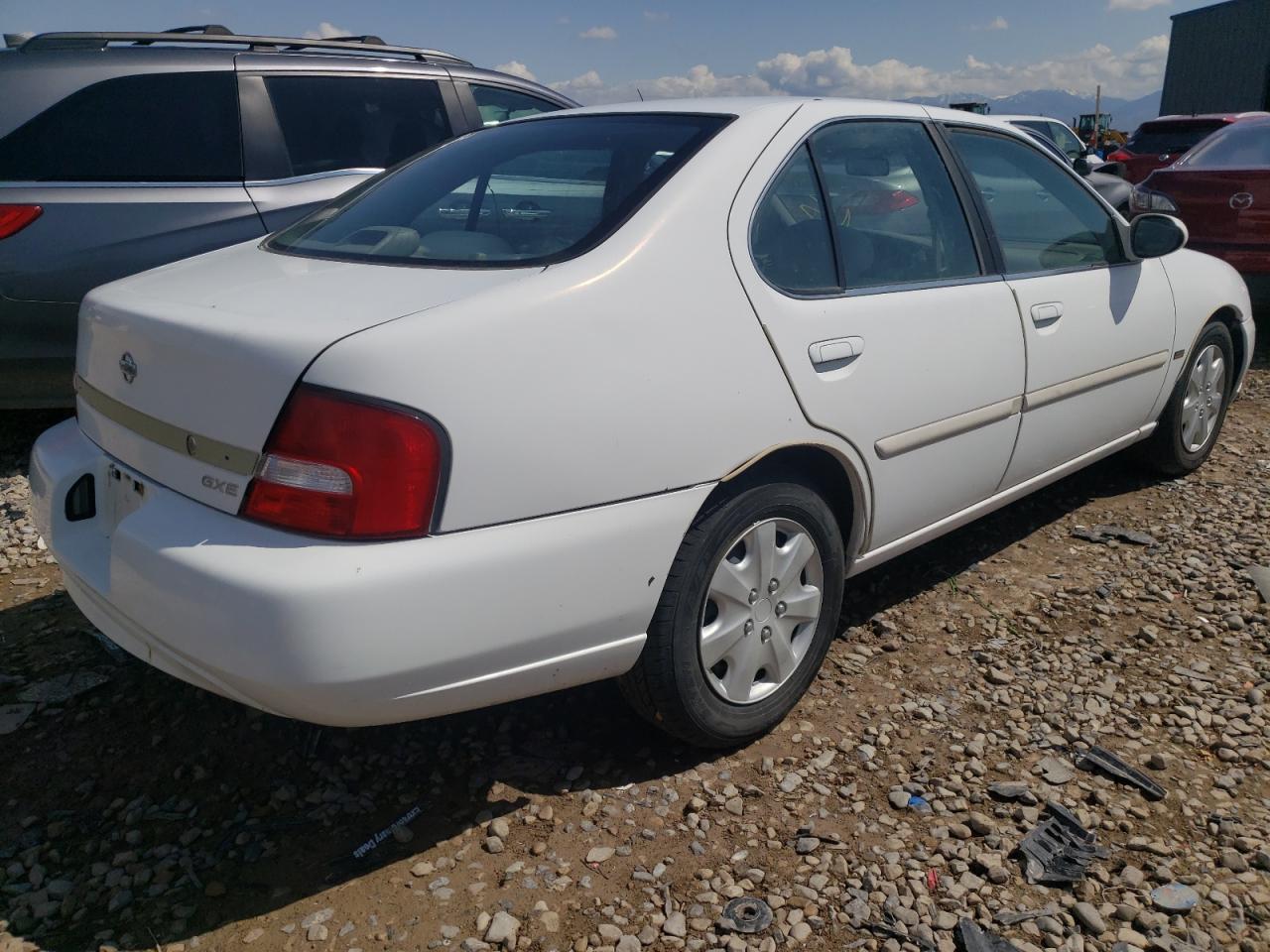 Photo 4 from auction – 2001 NISSAN ALTIMA XE with VIN 1N4DL01D41C158521