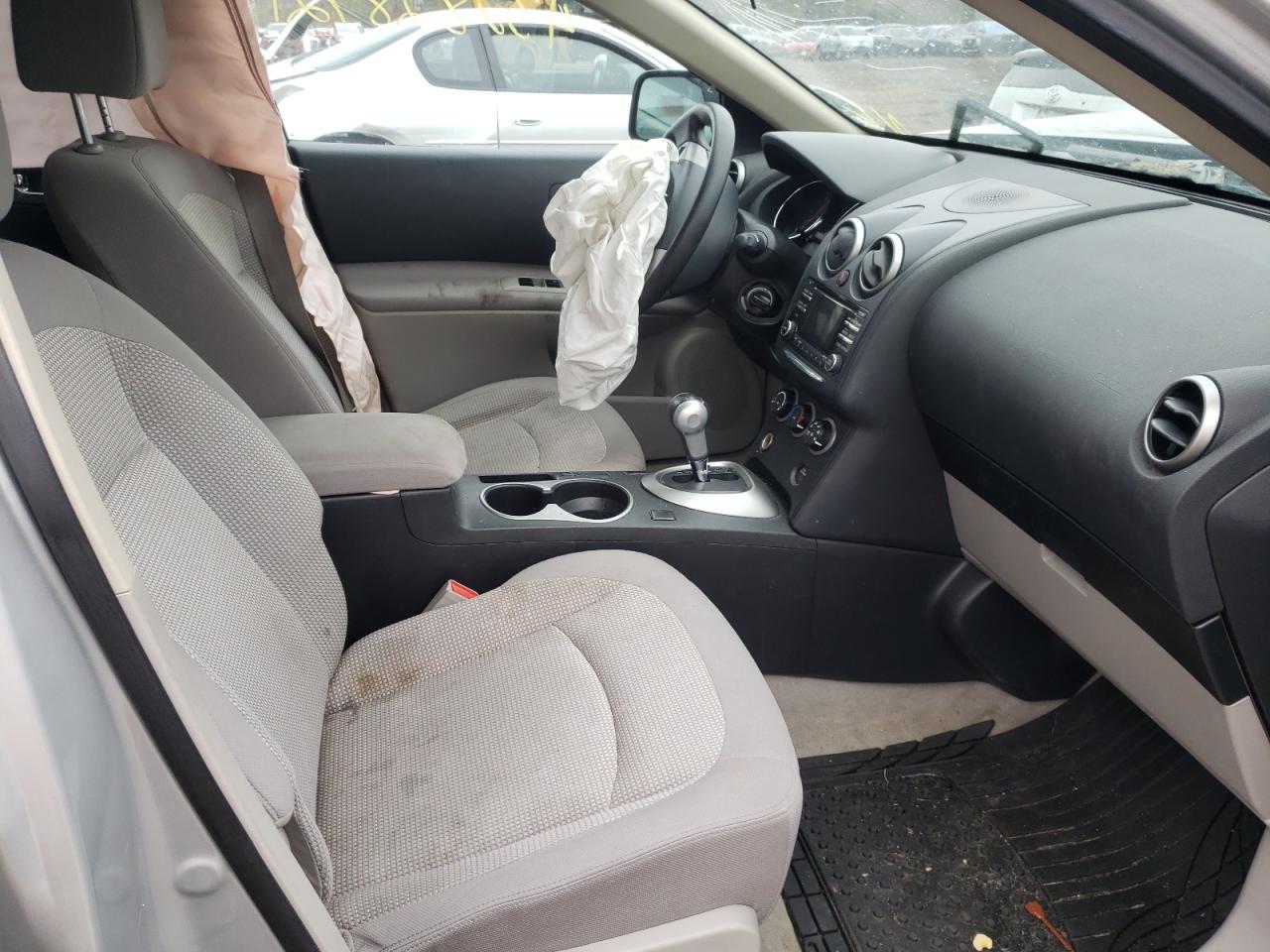 Photo 5 from auction – 2012 NISSAN ROGUE S with VIN JN8AS5MV4CW379379