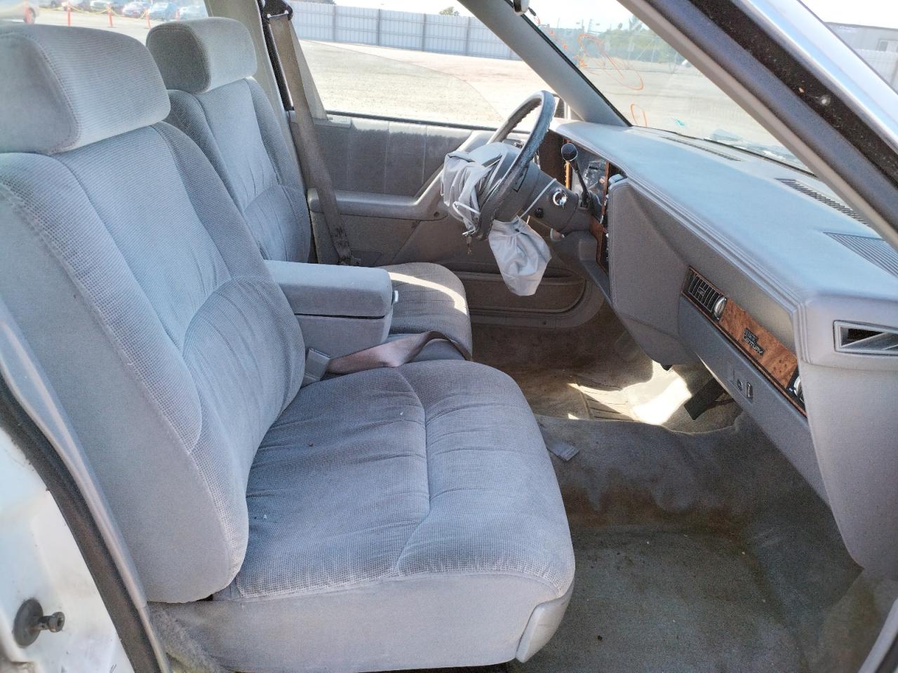 Photo 5 from auction – 1995 BUICK CENTURY SP with VIN 1G4AG55M1S6503850