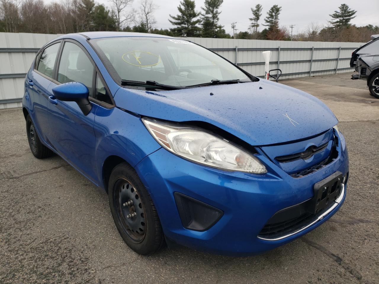 FORD FIESTA SE 2011 with VIN 3FADP4EJ7BM134189 - Photo from auction