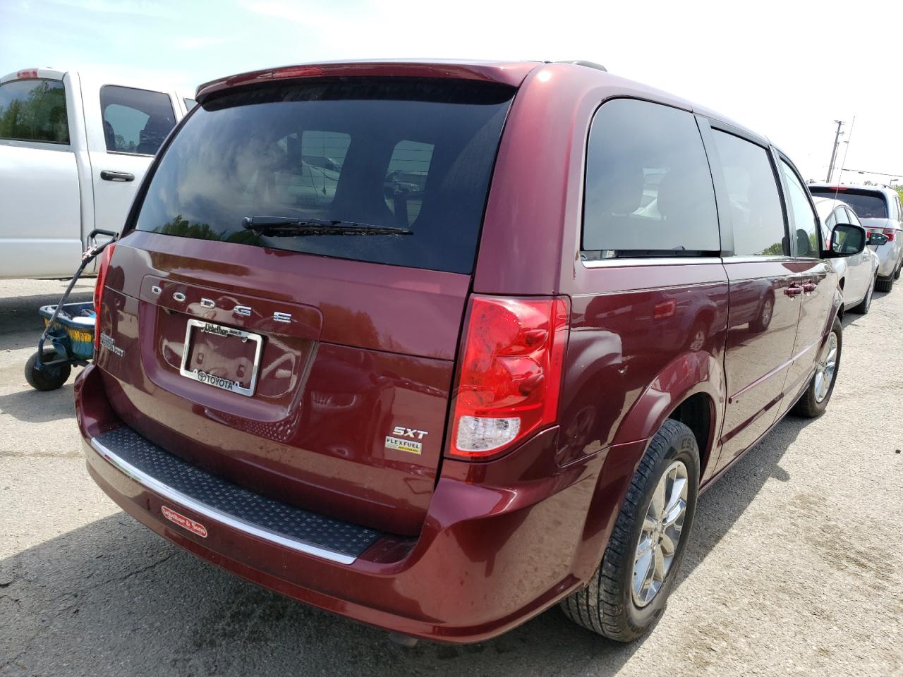 Photo 4 from auction – 2017 DODGE GRAND CARA with VIN 2C4RDGCG3HR664338