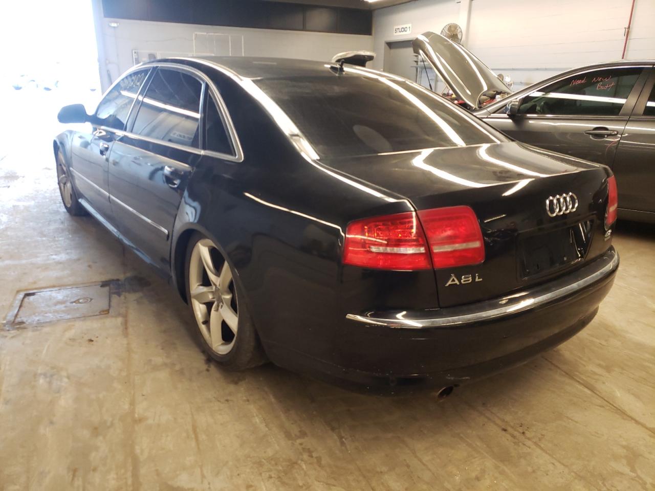 Photo 3 from auction – 2010 AUDI A8 QUATTRO with VIN WAURVAFA9AN007318