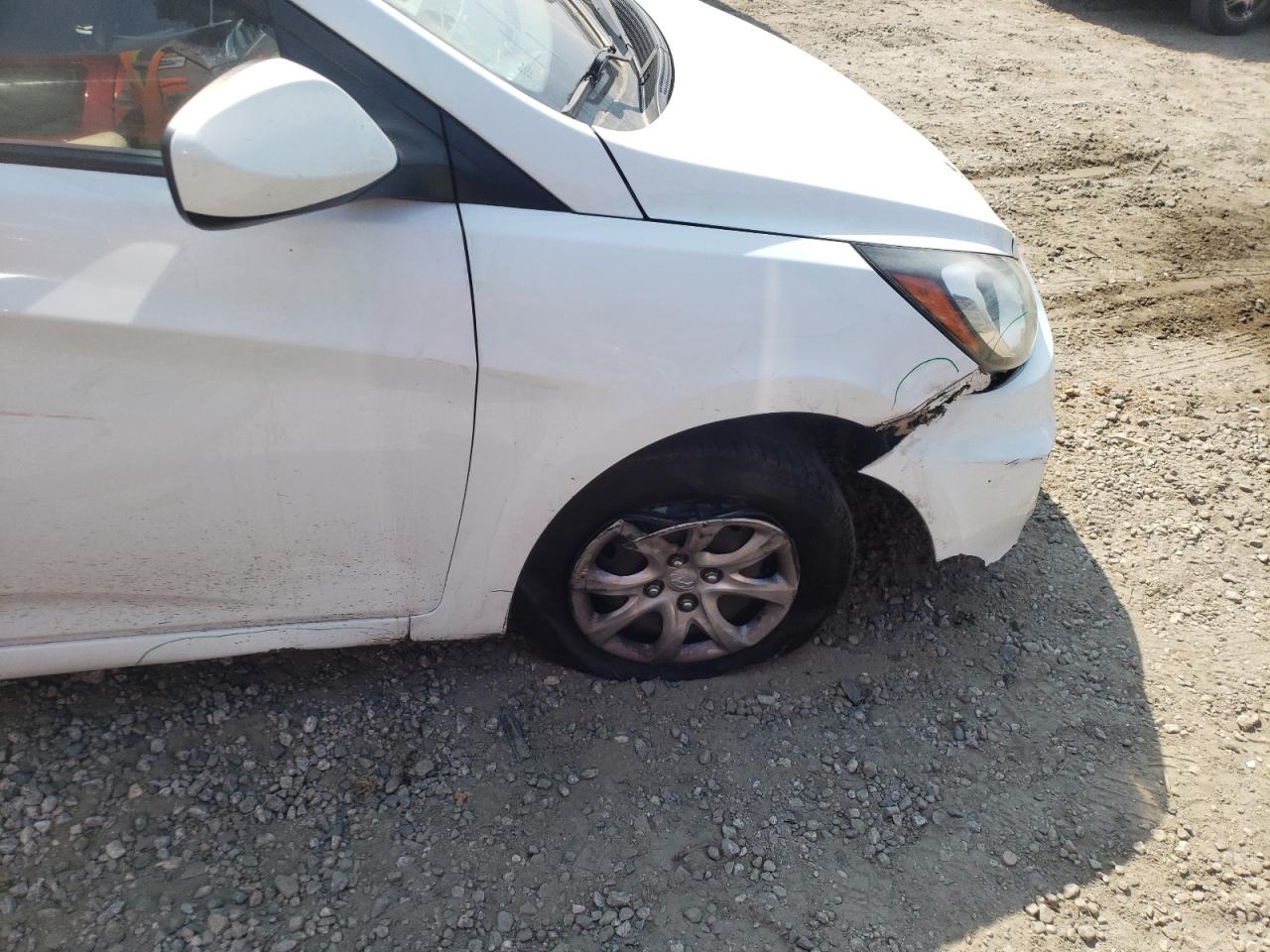 Photo 9 from auction – 2013 HYUNDAI ACCENT GLS with VIN KMHCT4AEXDU423250