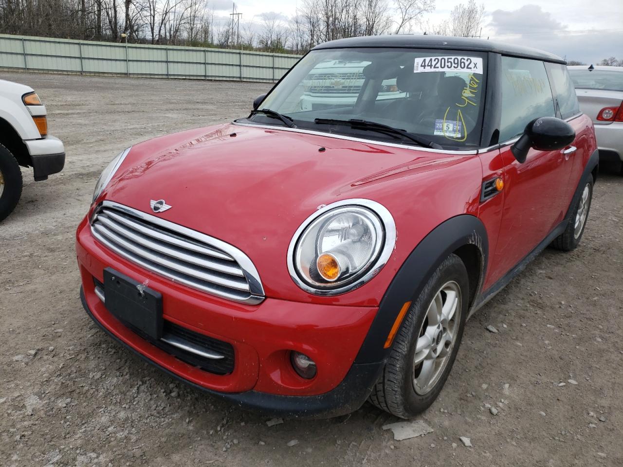 Photo 2 from auction – 2013 MINI COOPER with VIN WMWSU3C56DT373437