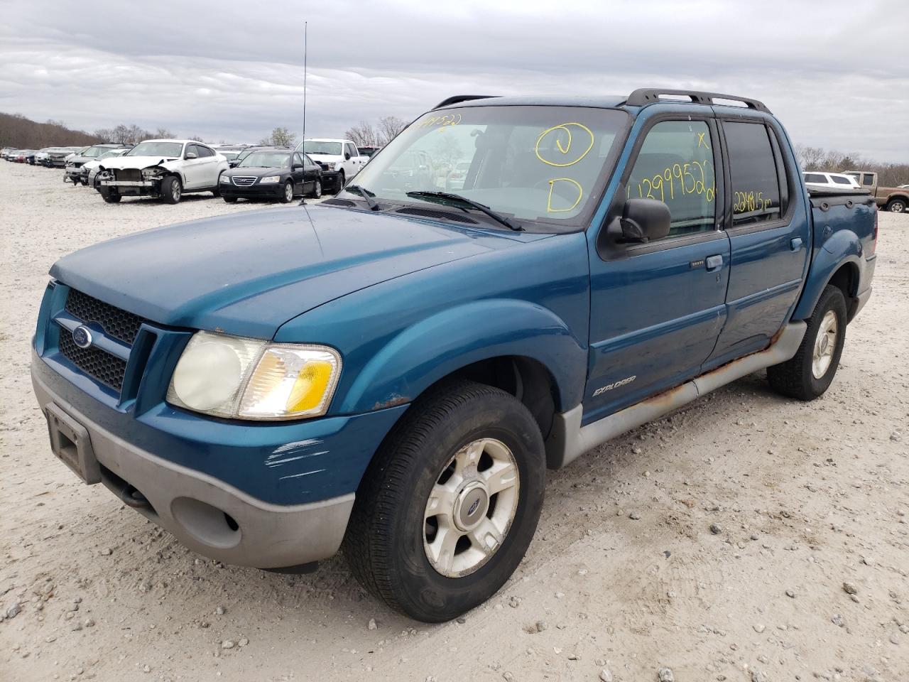 Photo 2 from auction – 2001 FORD EXPLORER S with VIN 1FMZU77E01UC55405