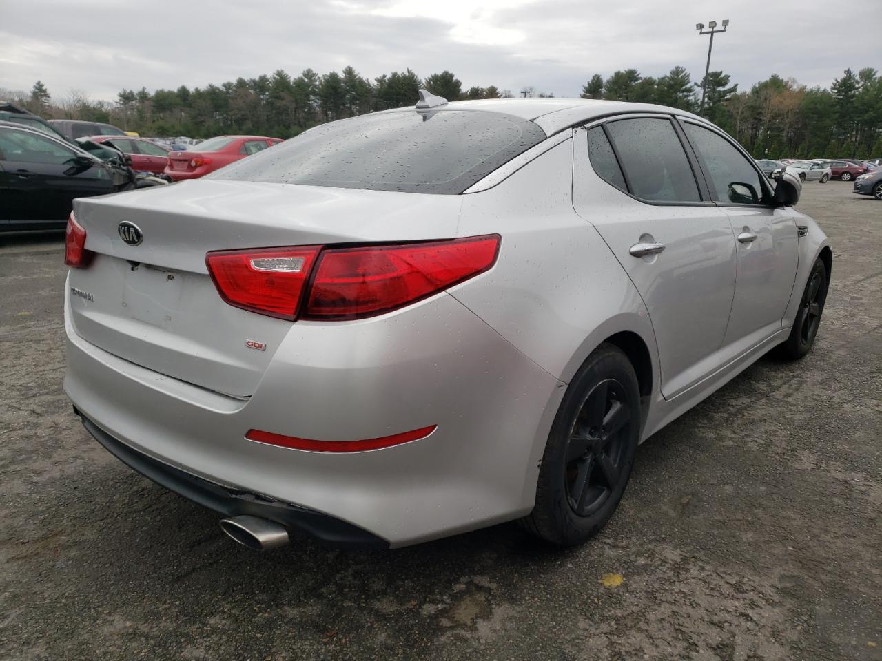 Photo 4 from auction – 2015 KIA OPTIMA LX with VIN 5XXGM4A7XFG403450