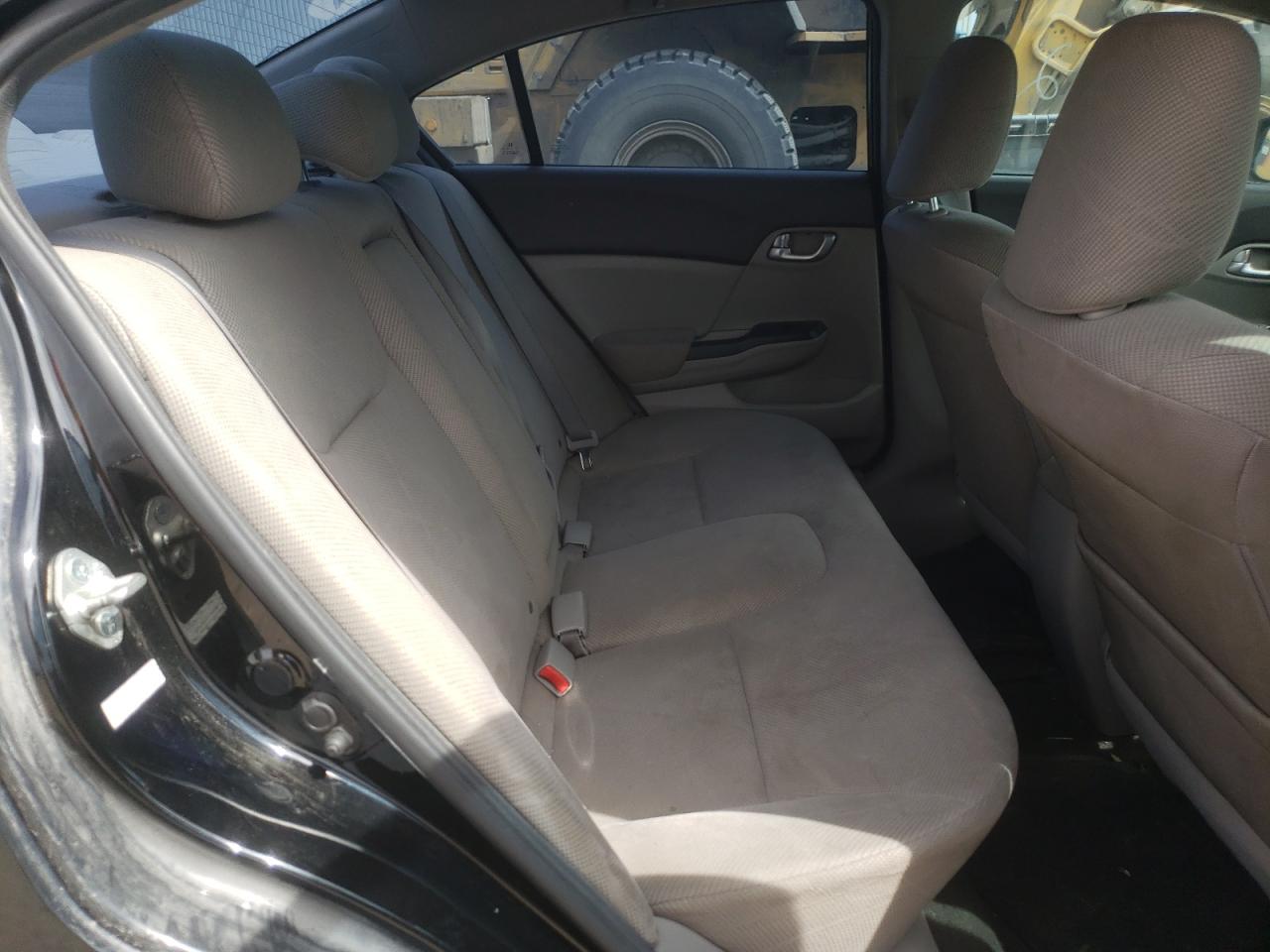 Photo 6 from auction – 2012 HONDA CIVIC LX with VIN 2HGFB2F59CH005248