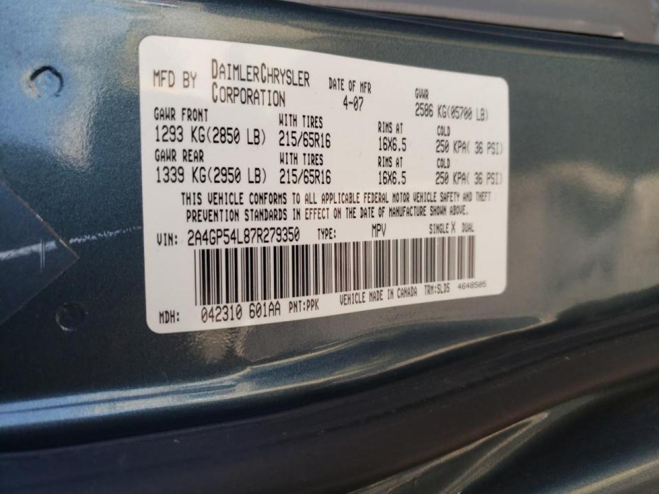 Photo 10 from auction – 2007 CHRYSLER TOWN & COU with VIN 2A4GP54L87R279350