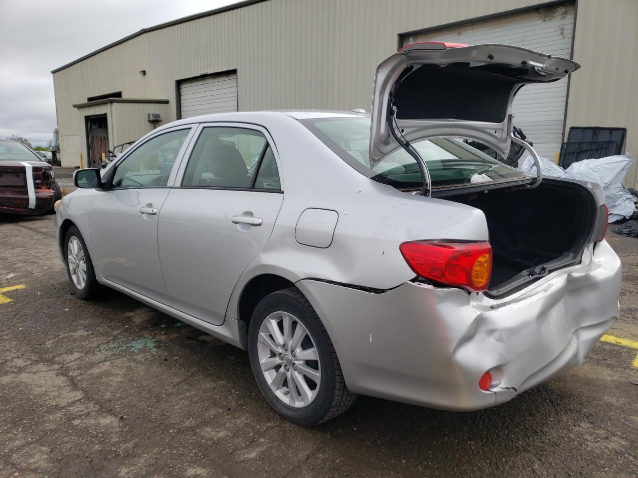 Photo 3 from auction – 2009 TOYOTA COROLA with VIN JTDBL40E89J040045