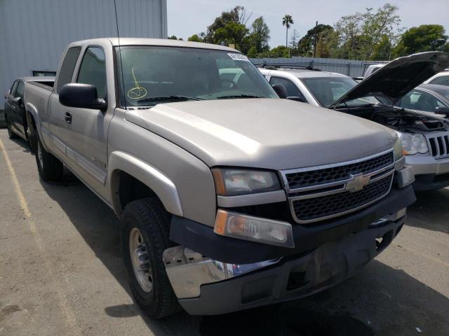 Photo 4 from auction – 2005 CHEVROLET SILVERADO with VIN 1GCHK29U65E243885