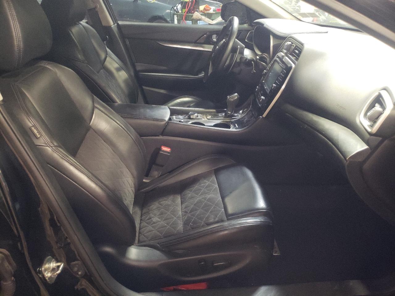 Photo 5 from auction – 2016 NISSAN MAXIMA 3.5 with VIN 1N4AA6AP2GC382563