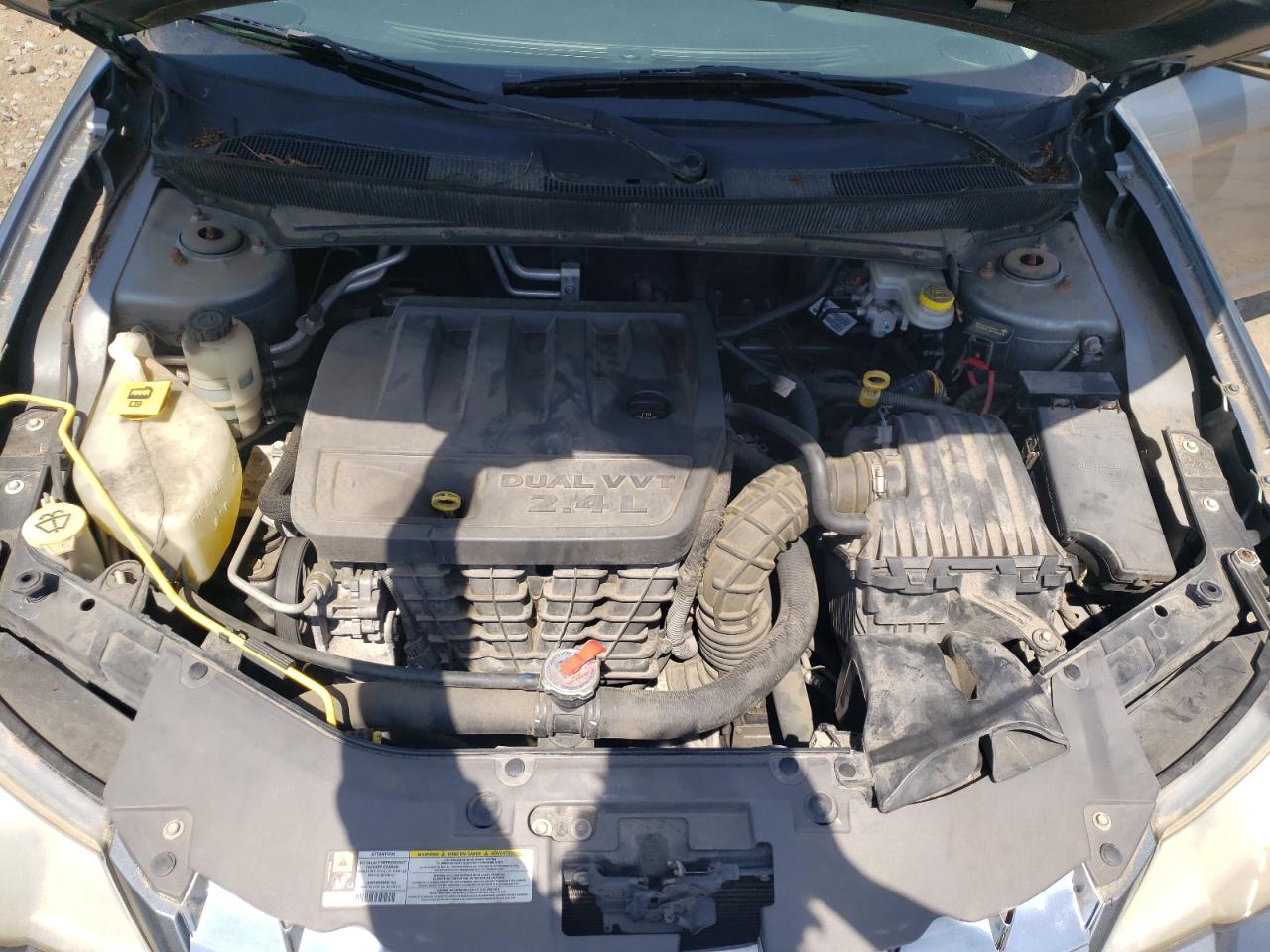 Photo 7 from auction – 2010 CHRYSLER SEBRING TO with VIN 1C3CC4FBXAN131093