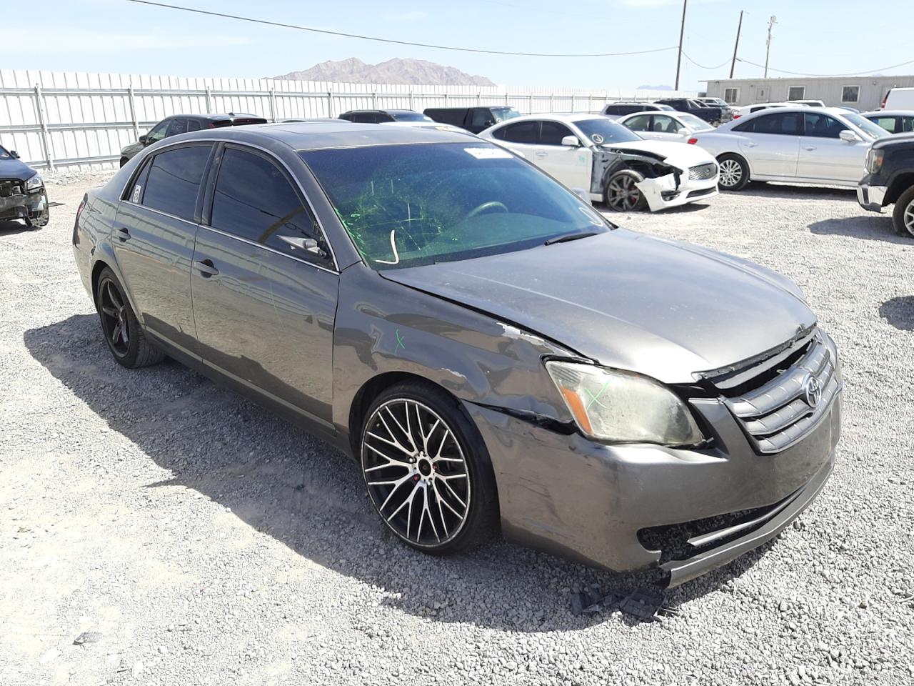 TOYOTA AVALON 4D 2005 with VIN 4T1BK36B35U053963 - Photo from auction