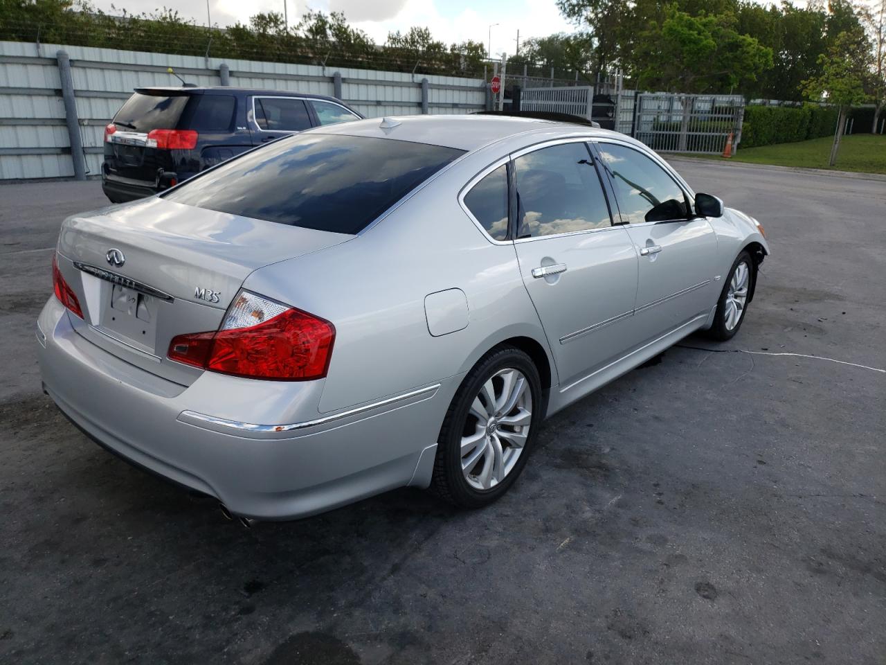 Photo 4 from auction – 2008 INFINITI M35 BASE with VIN JNKAY01E78M600282