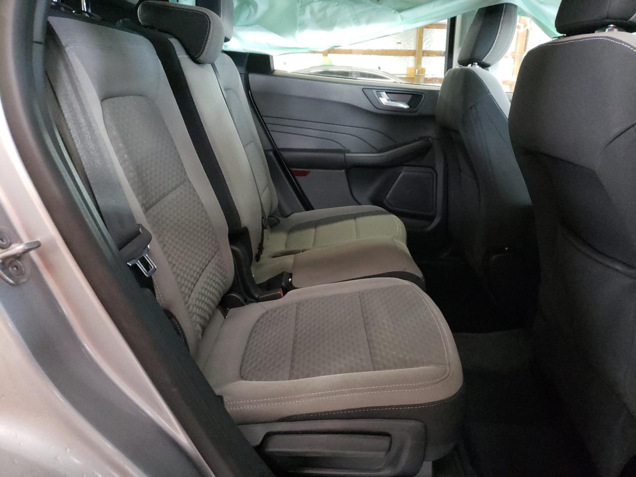 Photo 6 from auction – 2021 FORD ESCAPE SE with VIN 1FMCU0G69MUA15988