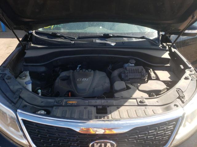 Photo 7 from auction – 2014 KIA SORENTO LX with VIN 5XYKTCA60EG438782