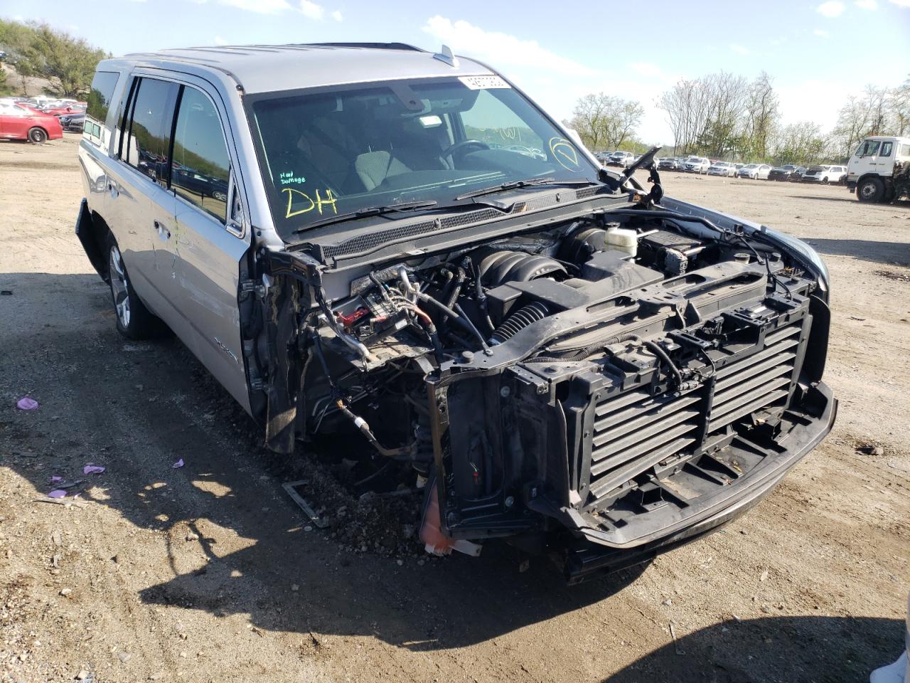 GMC YUKON SLE 2017 with VIN 1GKS2AKCXHR266122 - Photo from auction