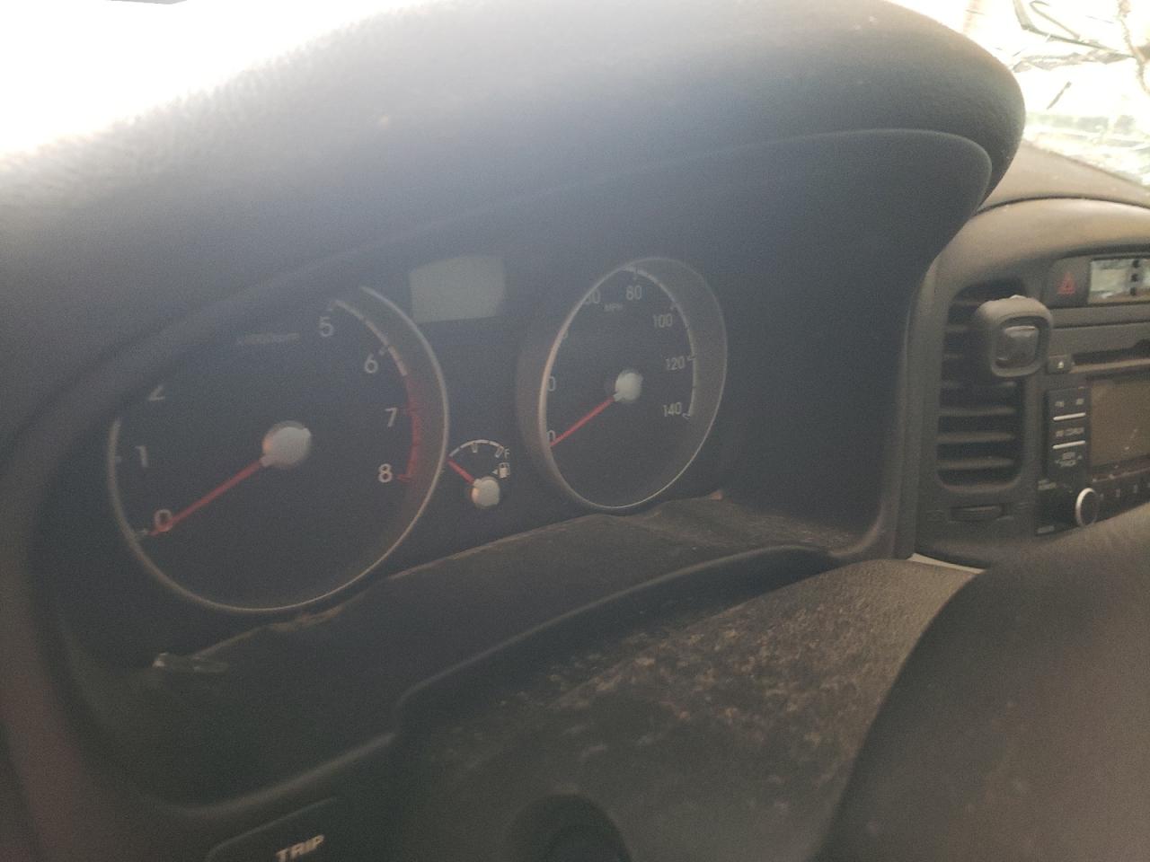 Photo 8 from auction – 2010 HYUNDAI ACCENT GLS with VIN KMHCN4AC9AU425317