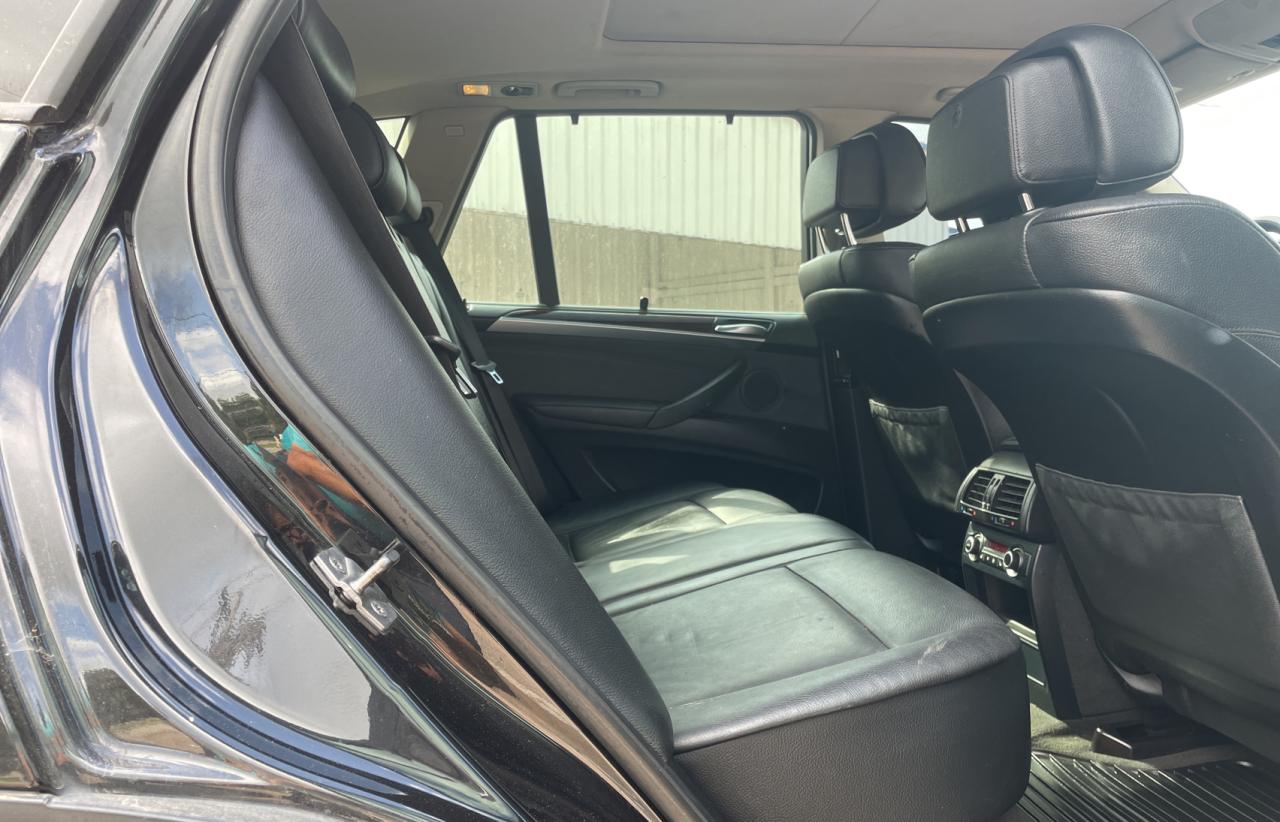 Photo 6 from auction – 2010 BMW X5 XDRIVE3 with VIN 5UXFE4C58AL379306