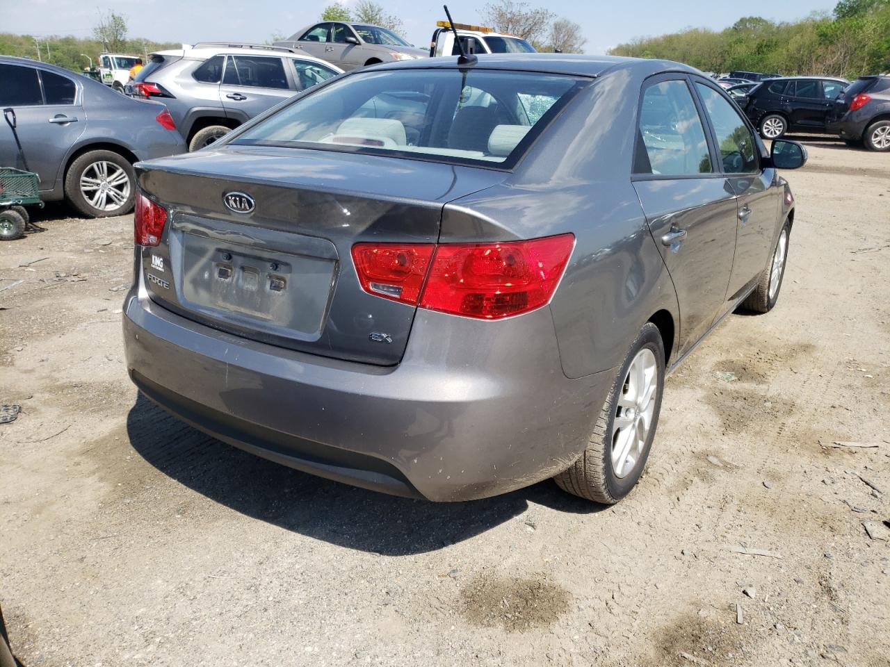 Photo 4 from auction – 2011 KIA FORTE EX with VIN KNAFU4A29B5417965