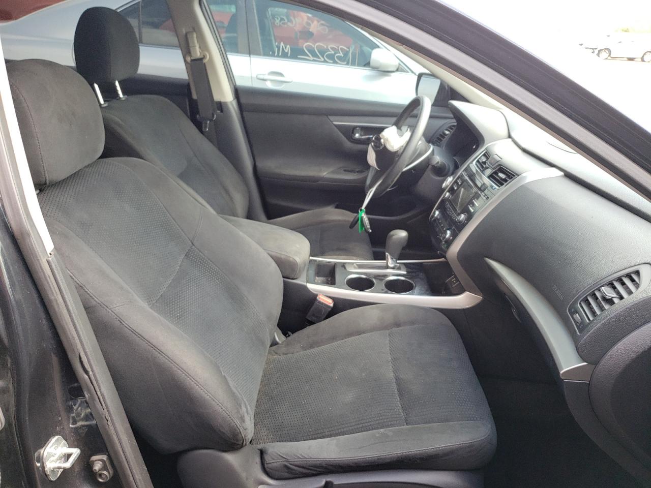 Photo 5 from auction – 2015 NISSAN ALTIMA 2.5 with VIN 1N4AL3AP7FC113093