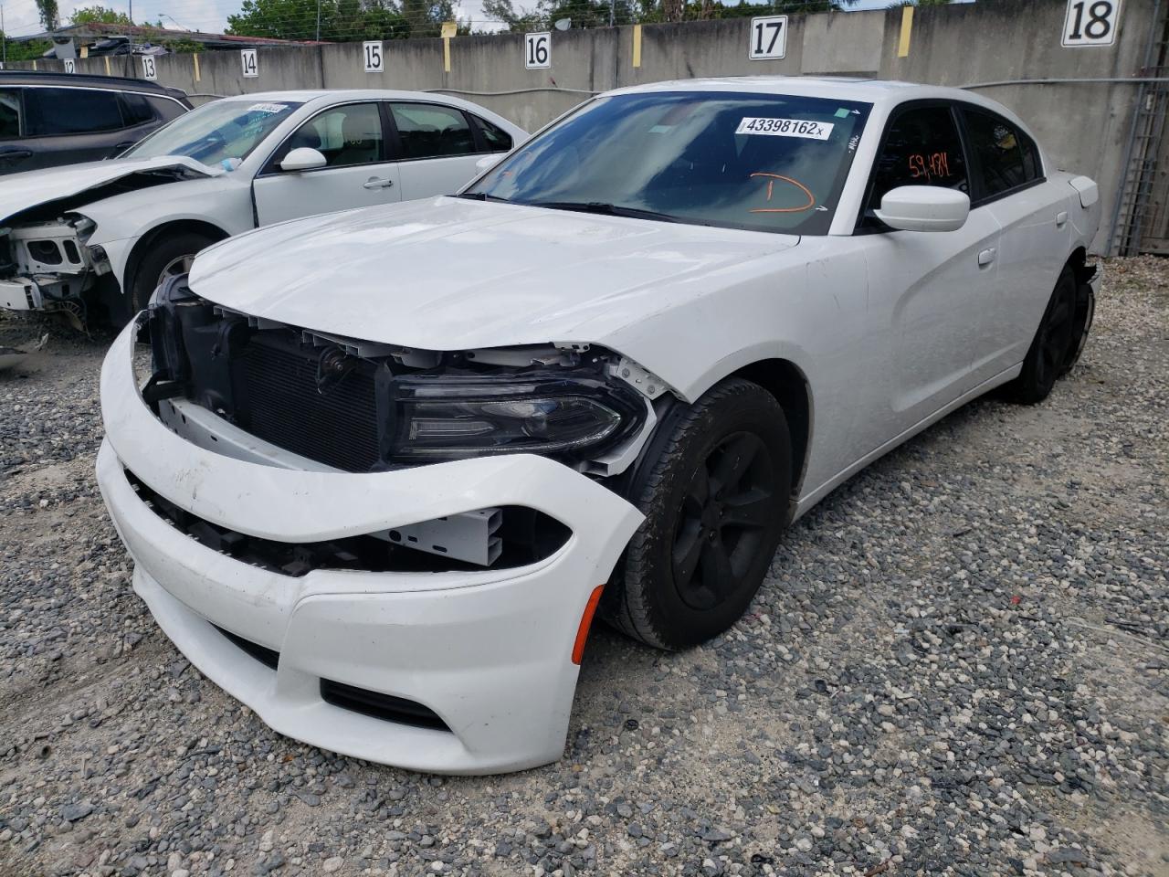 Photo 15 from auction – 2019 DODGE CHARGER SX with VIN 2C3CDXBG3KH713420