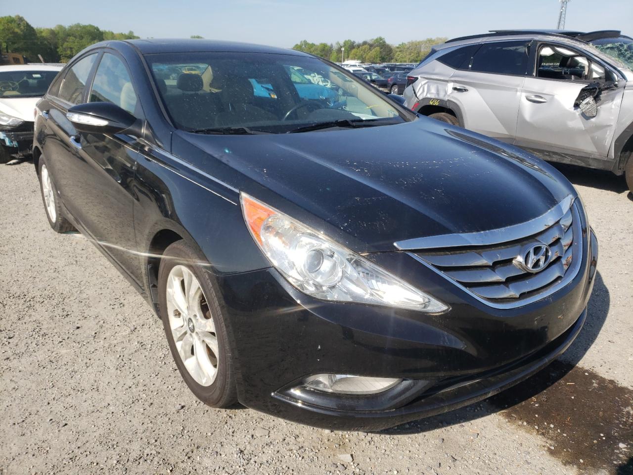 Photo 9 from auction – 2011 HYUNDAI SONATA SE with VIN 5NPEC4AC6BH085980