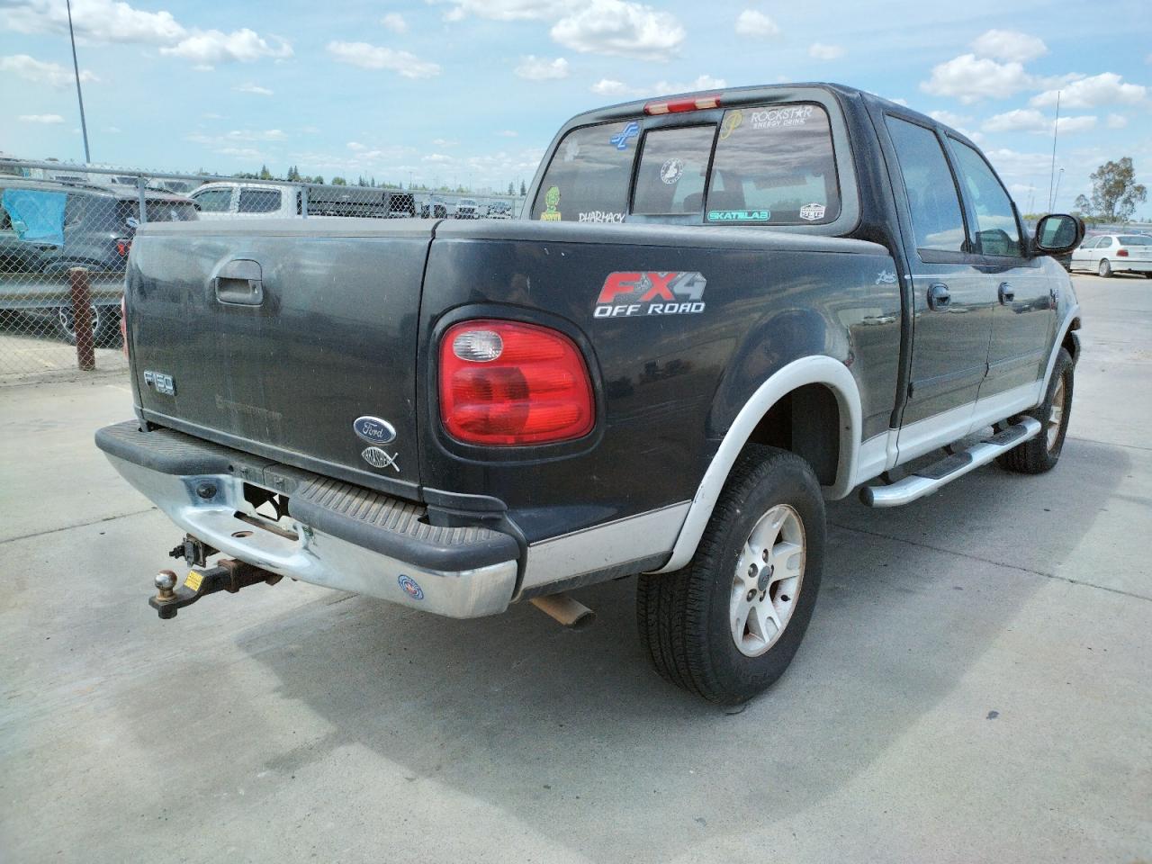 Photo 4 from auction – 2002 FORD F150 SUPER with VIN 1FTRW08L12KC97873
