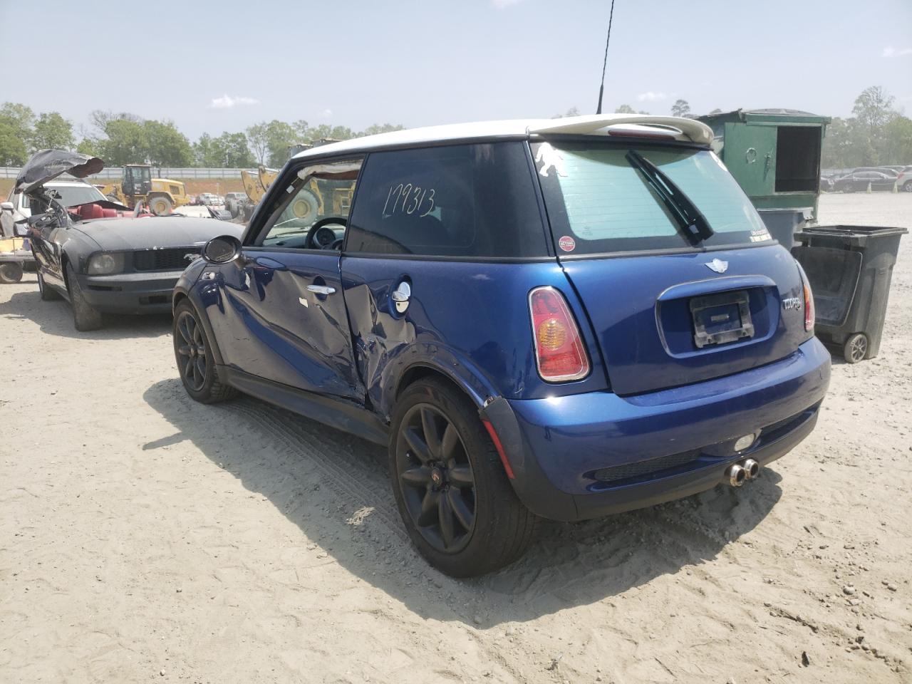 Photo 3 from auction – 2003 MINI COOPER S with VIN WMWRE33453TD70808