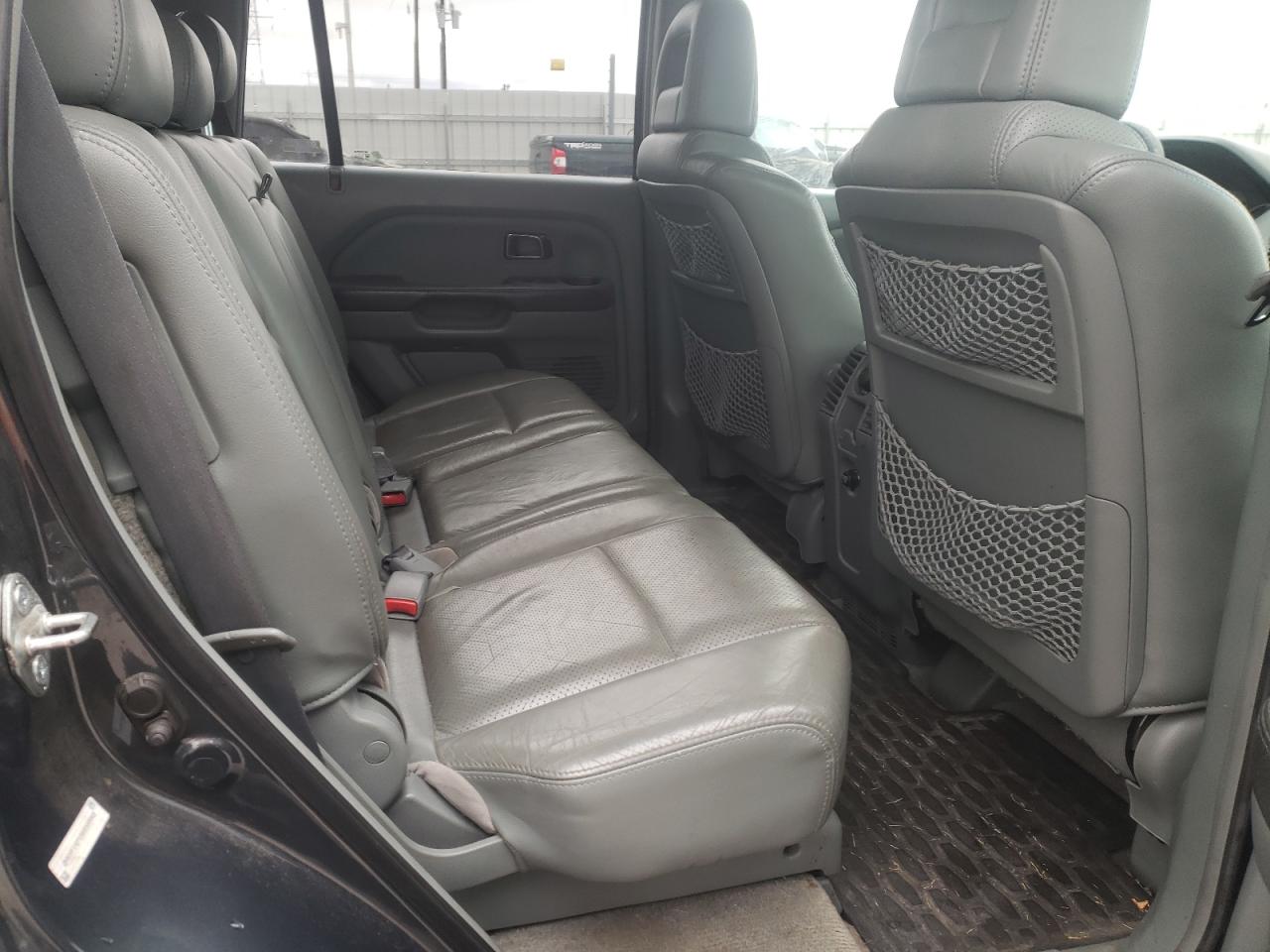 Photo 6 from auction – 2005 HONDA PILOT EXL with VIN 2HKYF18715H554943