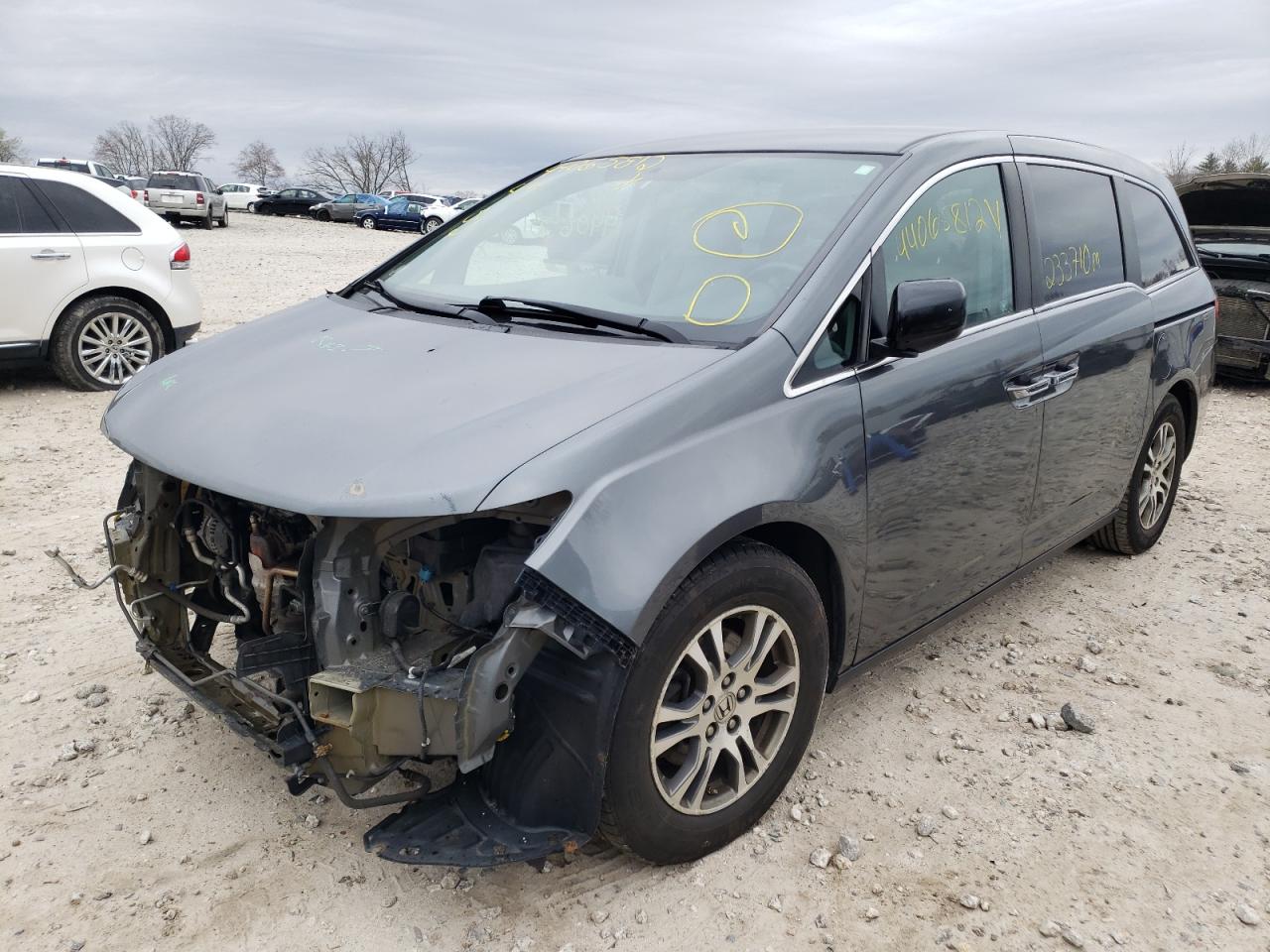 Photo 2 from auction – 2011 HONDA ODYSSEY EX with VIN 5FNRL5H42BB027157