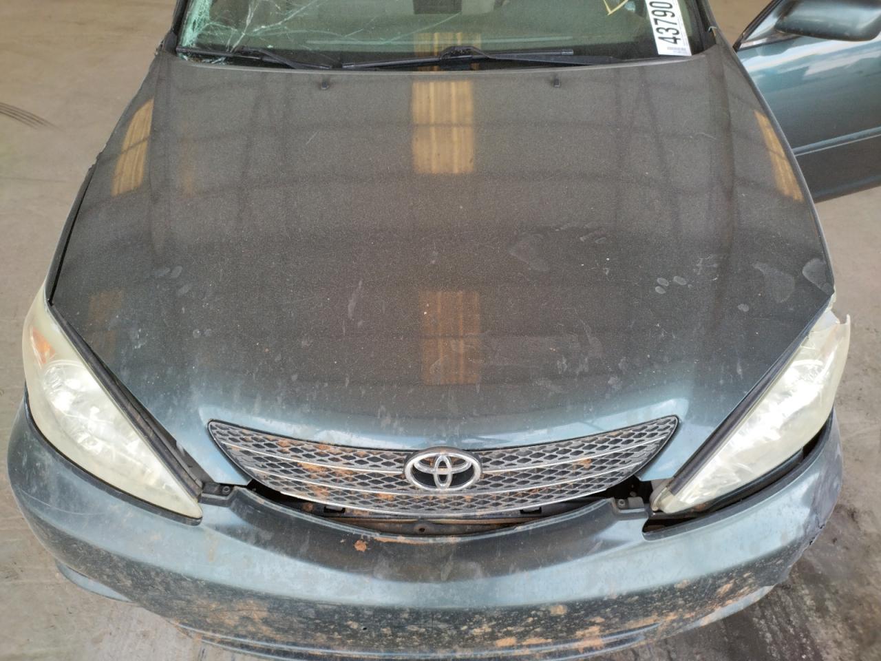 Photo 7 from auction – 2002 TOYOTA CAMRY LE with VIN 4T1BE32KX2U611171