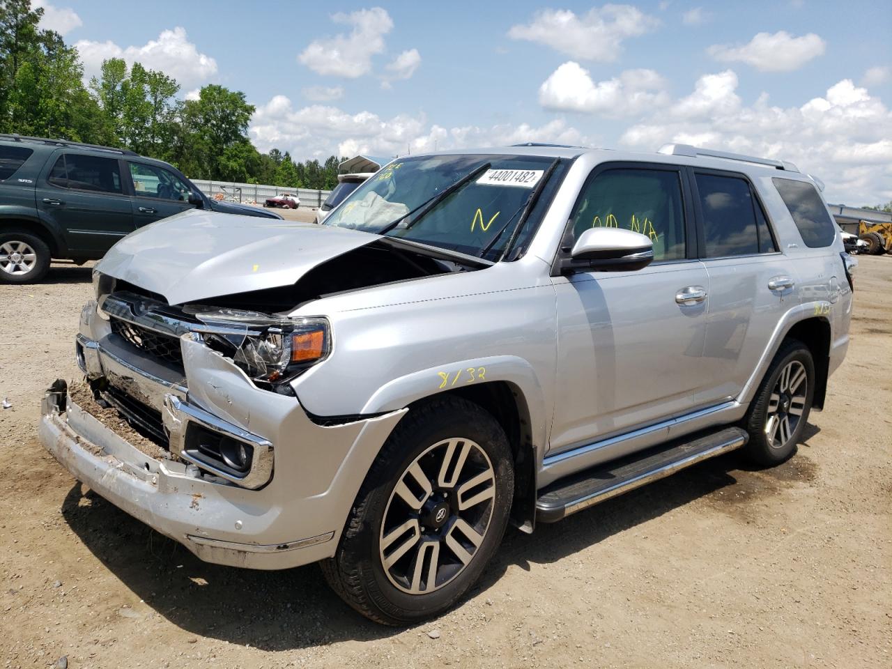Photo 2 from auction – 2018 TOYOTA 4RUNNER SR with VIN JTEZU5JRXJ5180660