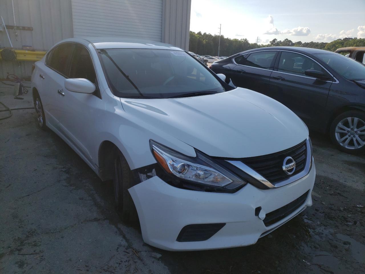 NISSAN ALTIMA 2.5 2017 with VIN 1N4AL3AP6HC242056 - Photo from auction